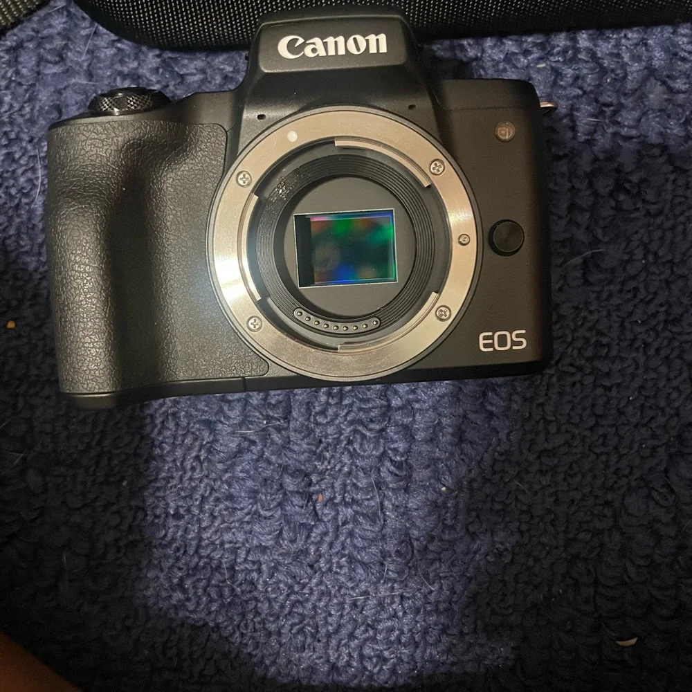 Canon m50 mark ii with feelworld monitor
